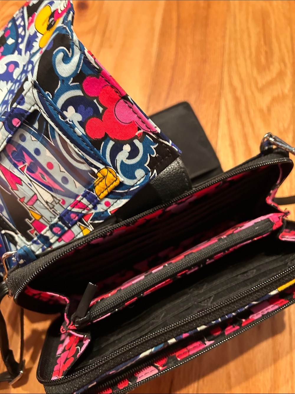 Vera Bradley Black Quilted Crossbody with Multicolor Paisley & Mickey Mouse - Picture 3 of 4